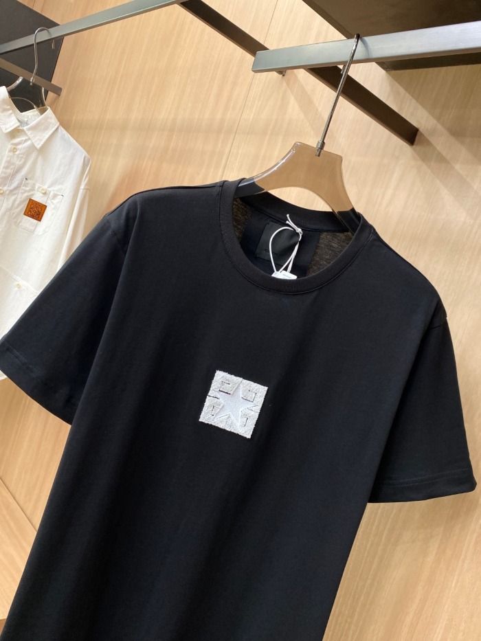 G*ucci T-shirt  Top Quality D17 20240415-2