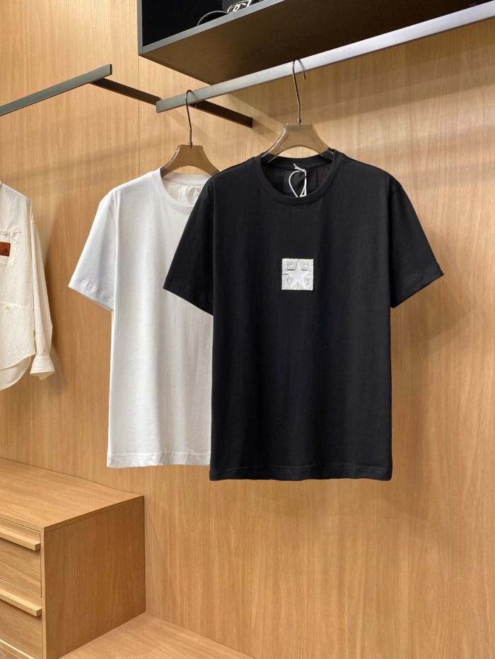 G*ucci T-shirt  Top Quality D17 20240415-2