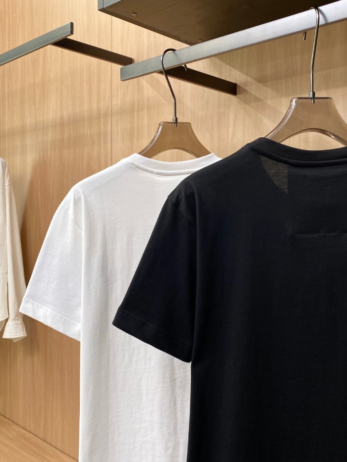 G*ucci T-shirt  Top Quality D17 20240415-2