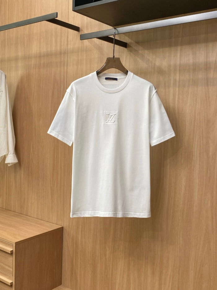 L*ouis V*uitton  T-shirt  Top Quality D17 20240415-4