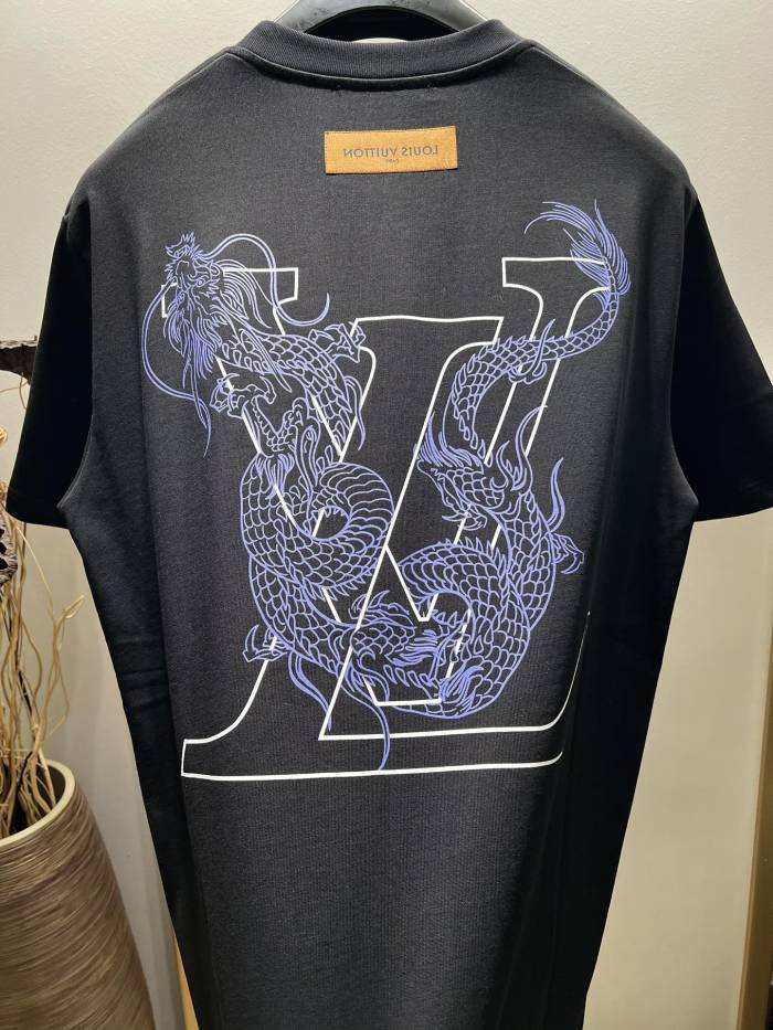 L*ouis V*uitton  T-shirt  Top Quality D17 20240417-7