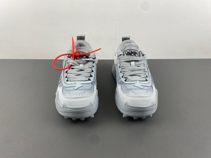 O*ff W*hite Low Tops Sneakers MK 20240417-1