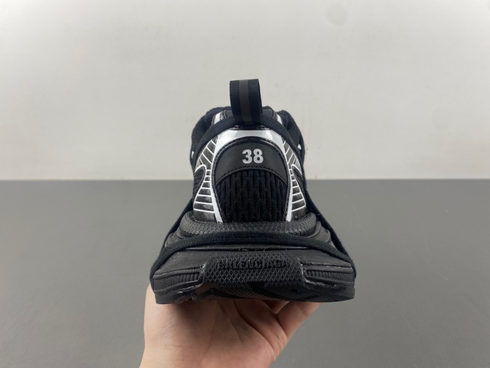 B*alenciaga 3XL Sneaker AM20240416-5