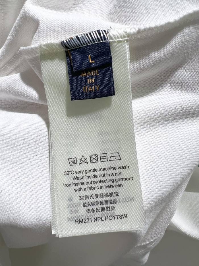 L*ouis V*uitton  T-shirt  Top Quality D17 20240417-6