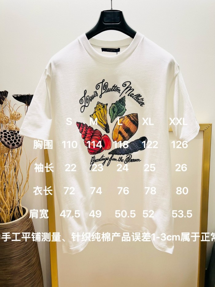 L*ouis V*uitton  T-shirt  Top Quality D17 20240417-10