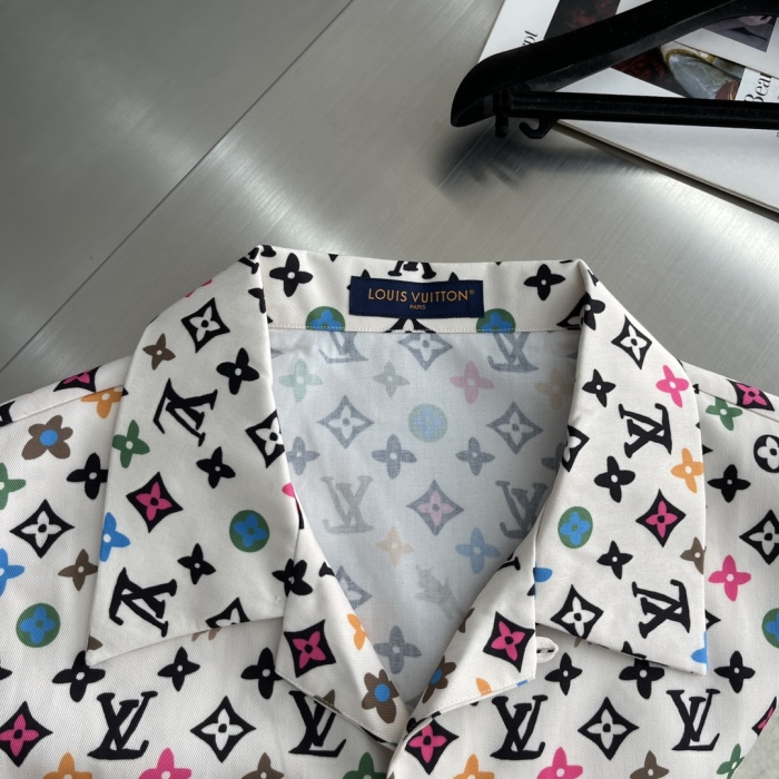 L*ouis V*uitton  T-shirt  Top Quality D17 20240418-38