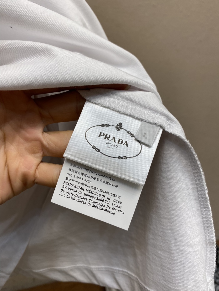 P*rada T-shirt Top Quality D17 20240414-18