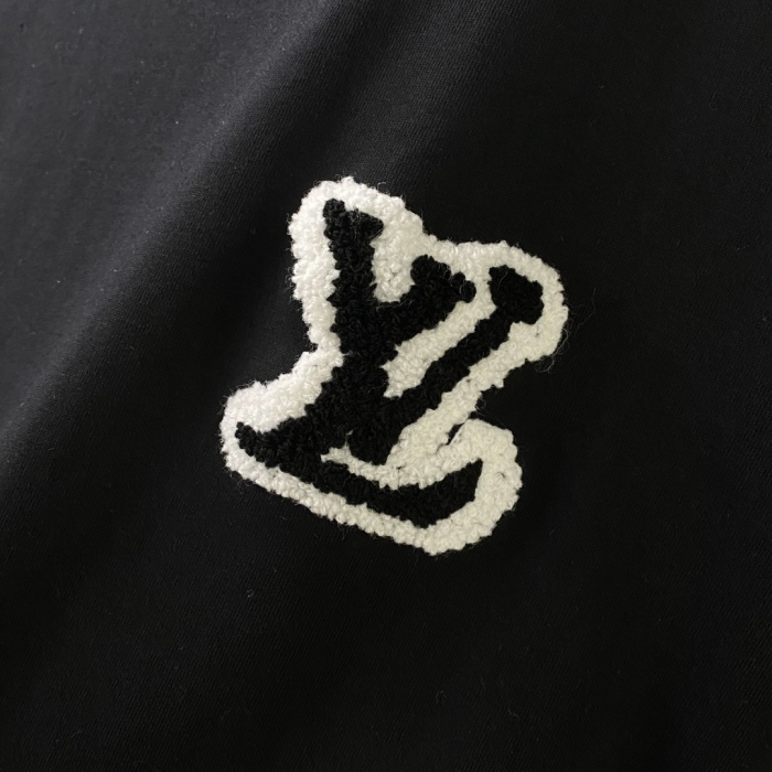 L*ouis V*uitton  T-shirt  Top Quality D17 20240422-4