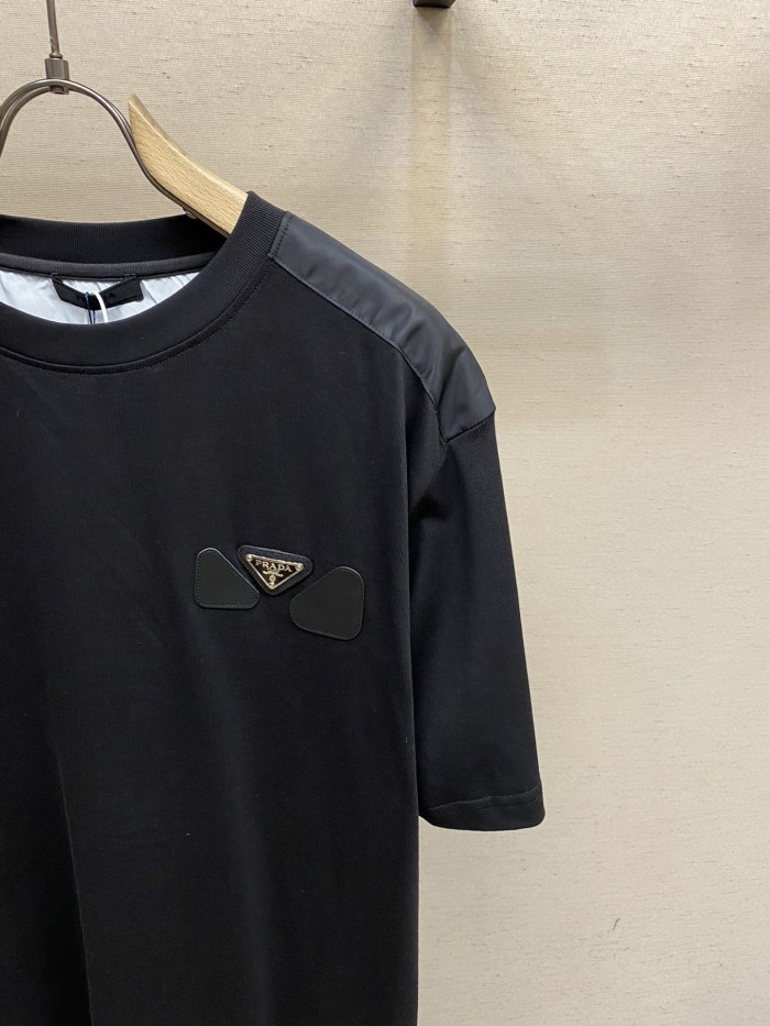 P*rada T-shirt Top Quality D17 20240422-22
