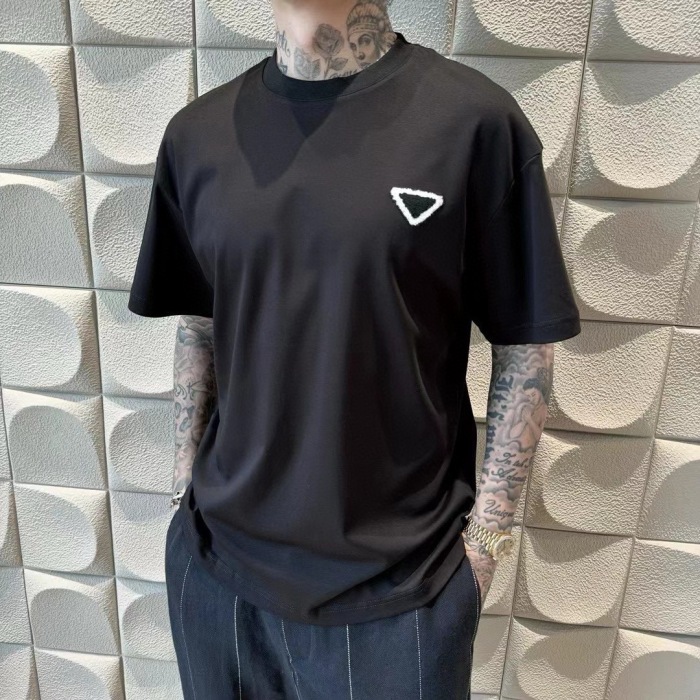 P*rada T-shirt Top Quality D17 20240425-3