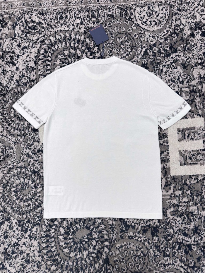 \L*ouis V*uitton  T-shirt  Top Quality D17 20240425-25
