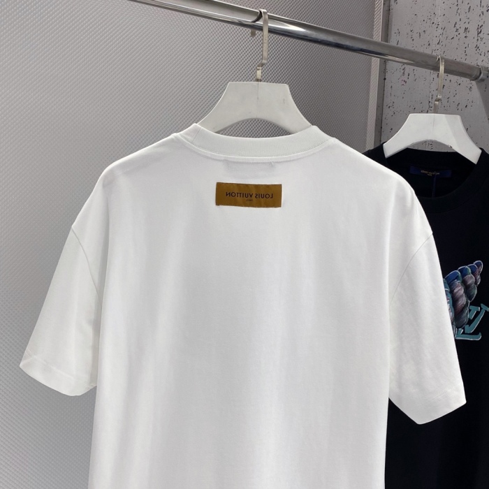 L*ouis V*uitton  T-shirt  Top Quality D17 20240427-2