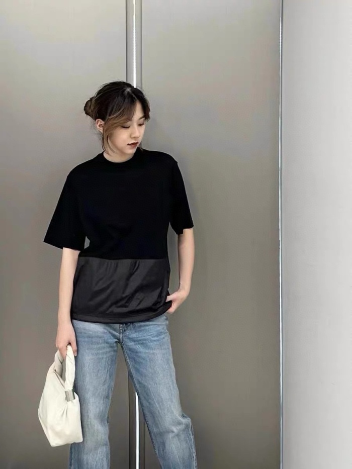 P*rada T-shirt Top Quality D17 20240427-4