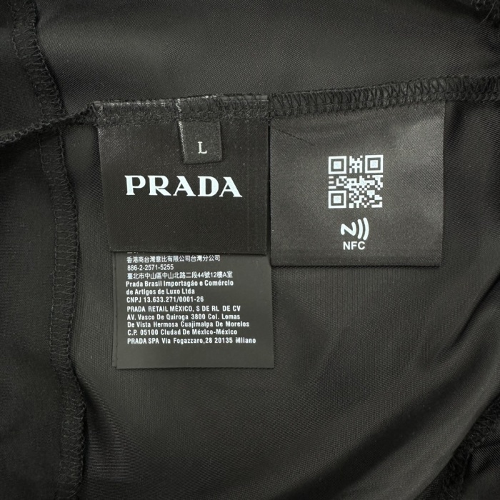 P*rada T-shirt Top Quality D17 20240427-4