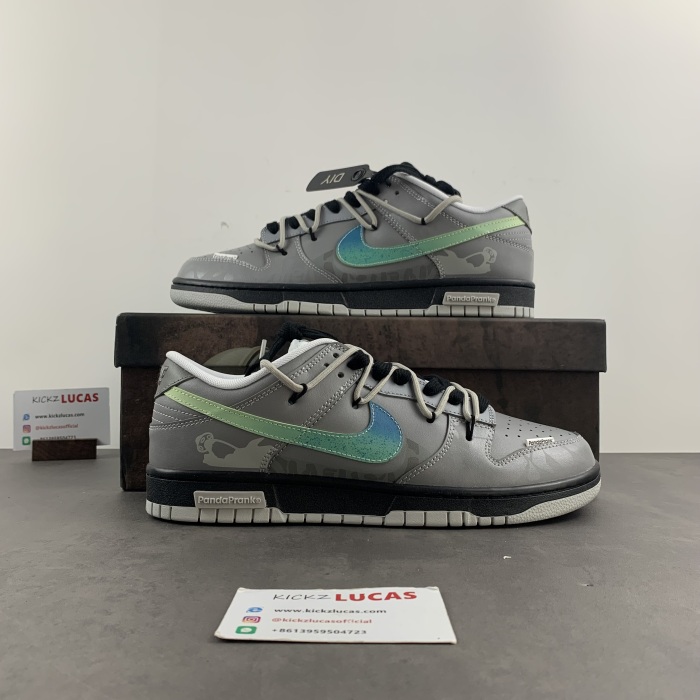 Dunk Low universe Custom DV0831-101