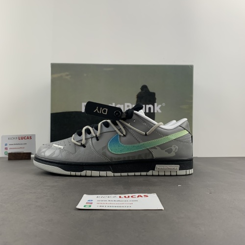 Dunk Low universe Custom DV0831-101