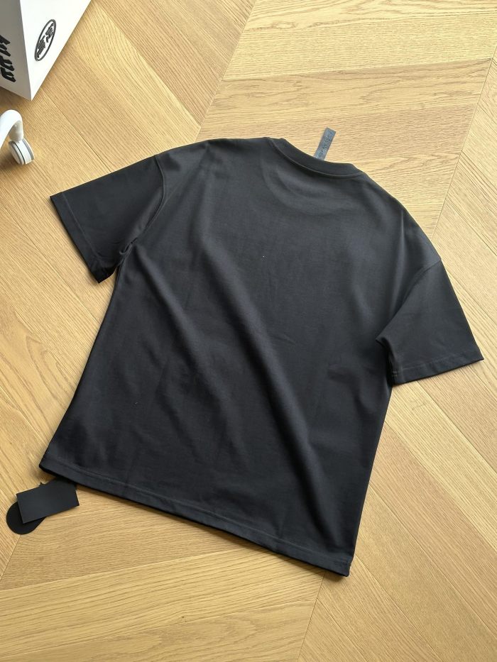 C*hrome H*earts T-shirt Top D17 20240430-19