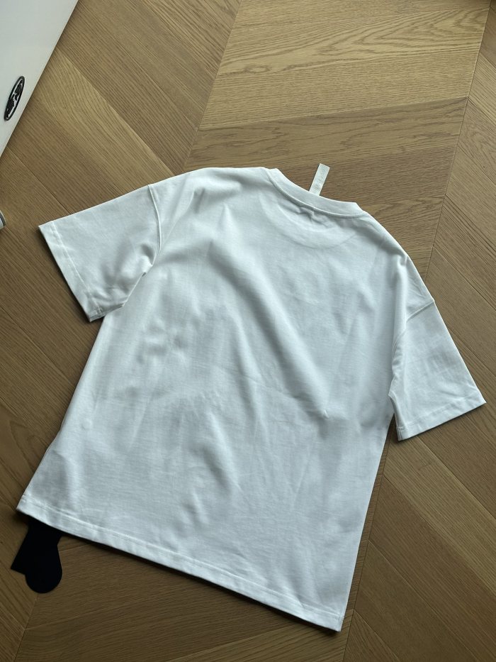 C*hrome H*earts T-shirt Top D17 20240430-19