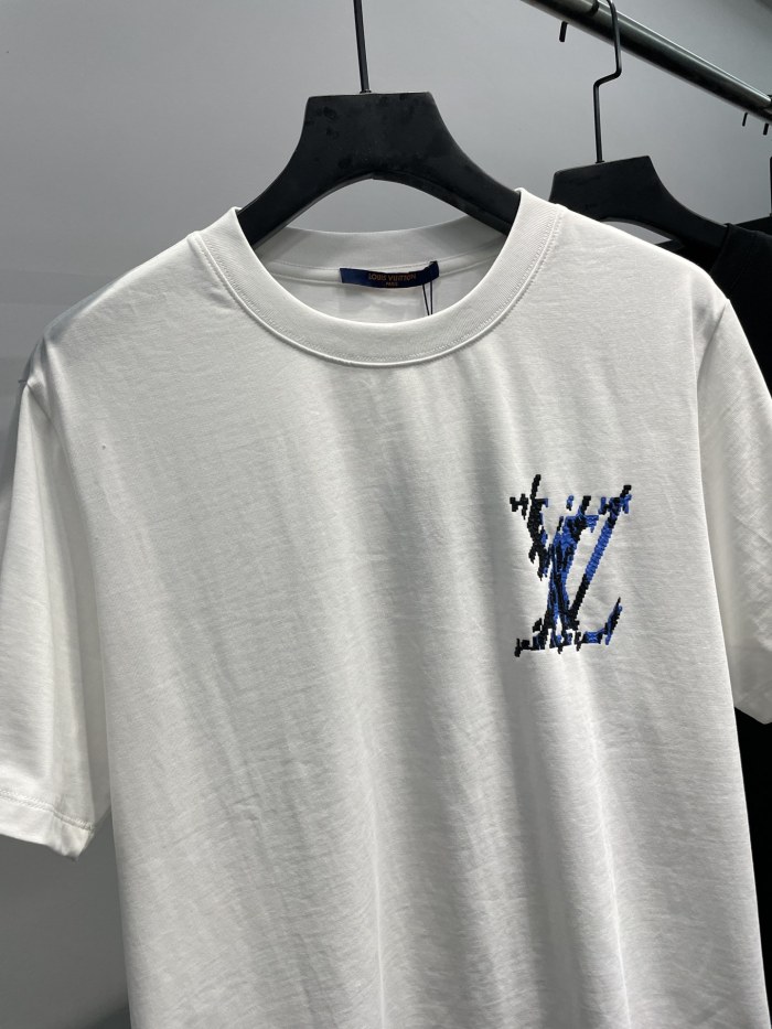L*ouis V*uitton  T-shirt  Top Quality D17 20240502-6