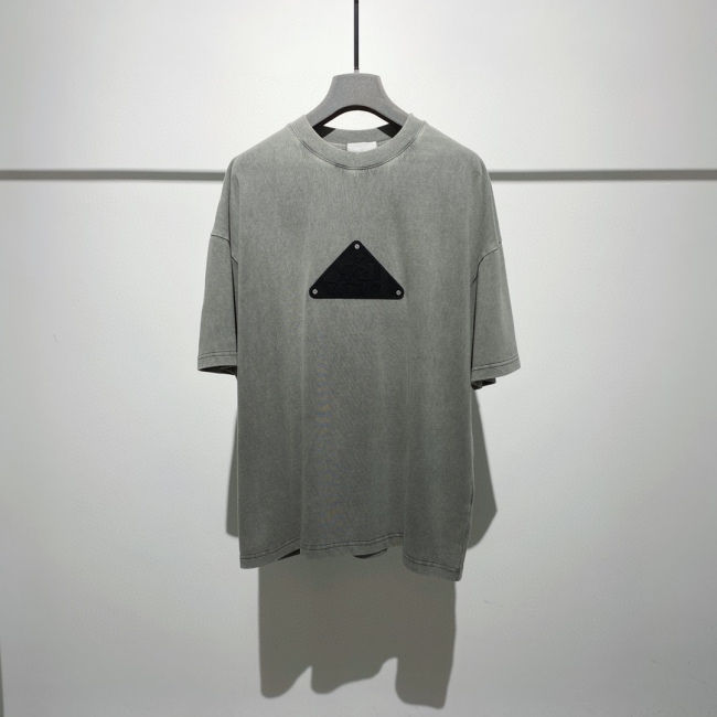 P*rada T-shirt Top Quality D17 20240504-34