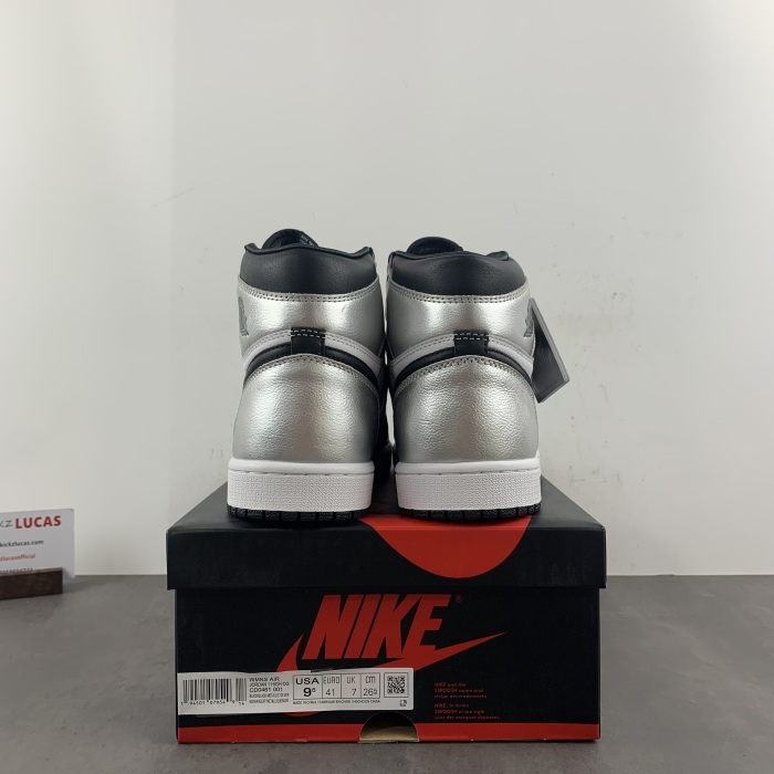 Air Jordan 1 Retro High Silver Toe  CD0461-001