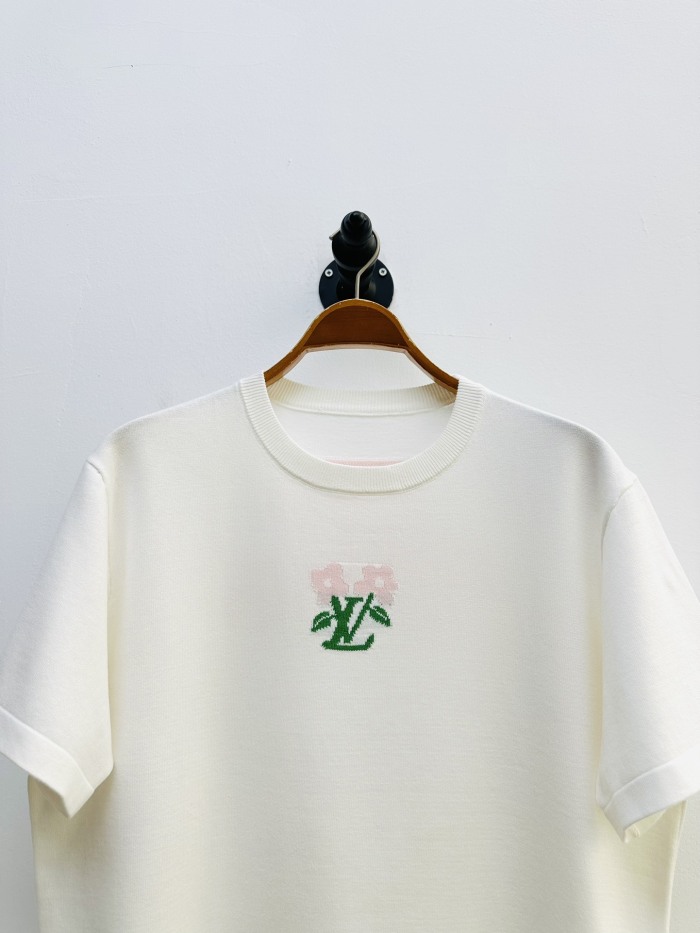 L*ouis V*uitton  T-shirt  Top Quality D17 20240506-19