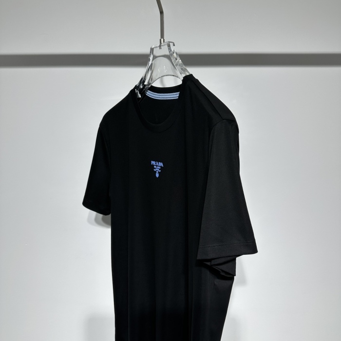 P*rada T-shirt Top Quality D17 20240506-27