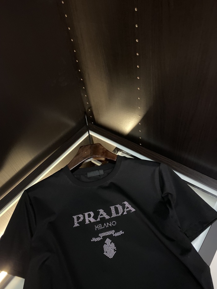 P*rada T-shirt Top Quality D17 20240507-11