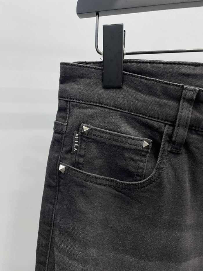 V*alentino Pants Top Quality D17 20240506-38