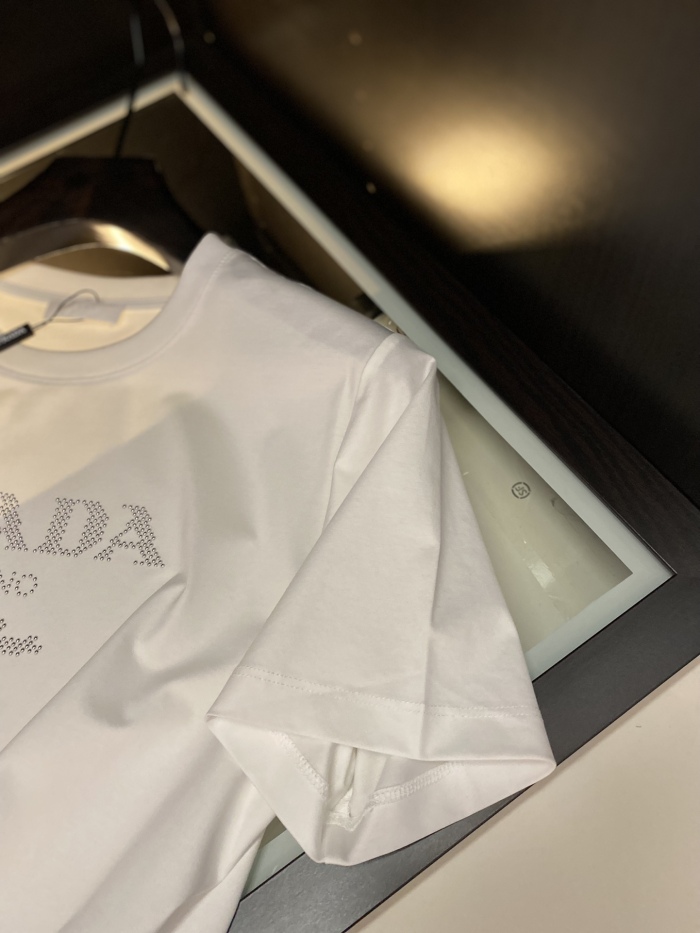 P*rada T-shirt Top Quality D17 20240507-12