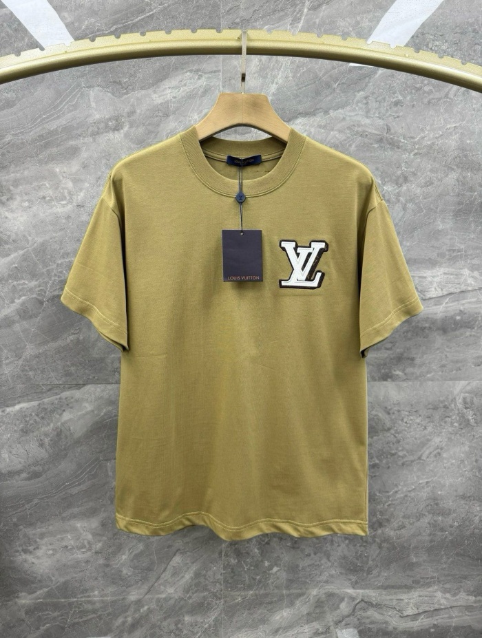 L*ouis V*uitton  T-shirt  Top Quality D17 20240508-7
