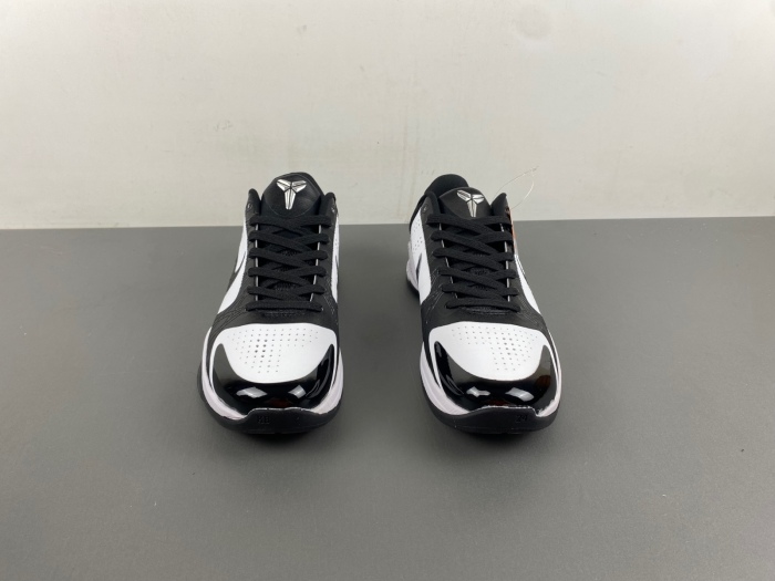Kobe 5 Protro Panda CD4991-400