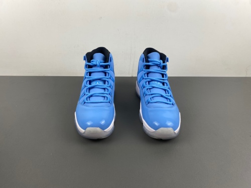 Air Jordan Ultimate Gift of Flight 717602-900