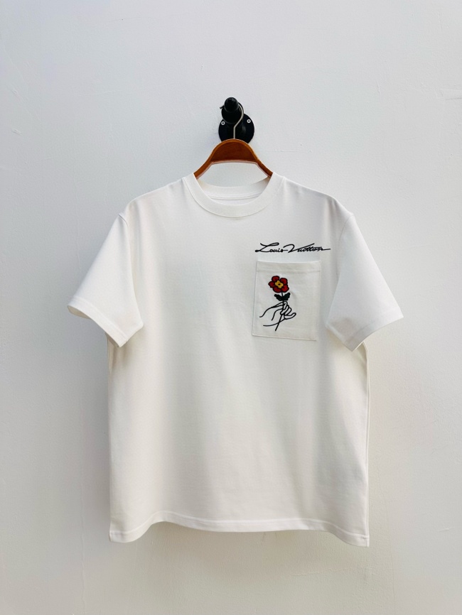 L*ouis V*uitton  T-shirt  Top Quality D17 20240511-4
