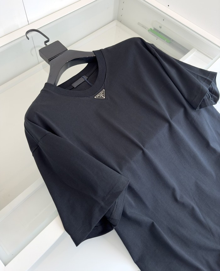 P*rada T-shirt Top Quality D17 20240512-9