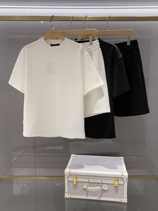 L*ouis V*uitton  T-shirt  Top Quality D17 20240514-8