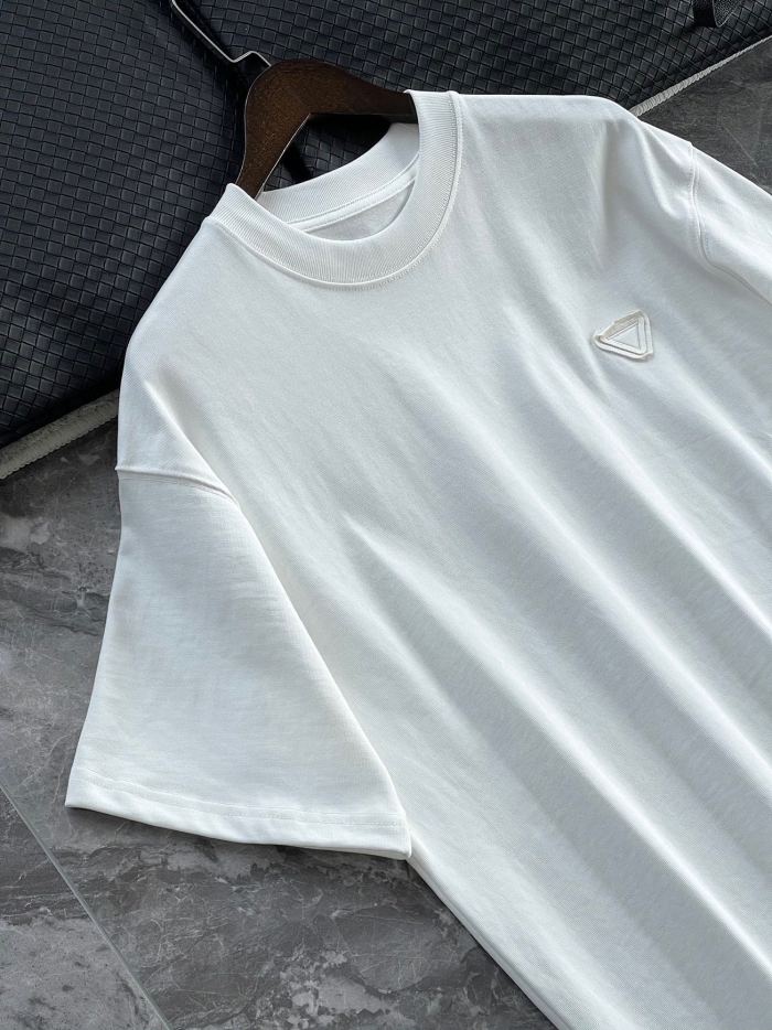 P*rada T-shirt Top Quality D17 20240519-8