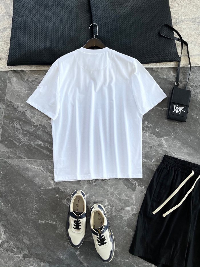 P*rada T-shirt Top Quality D17 20240519-11