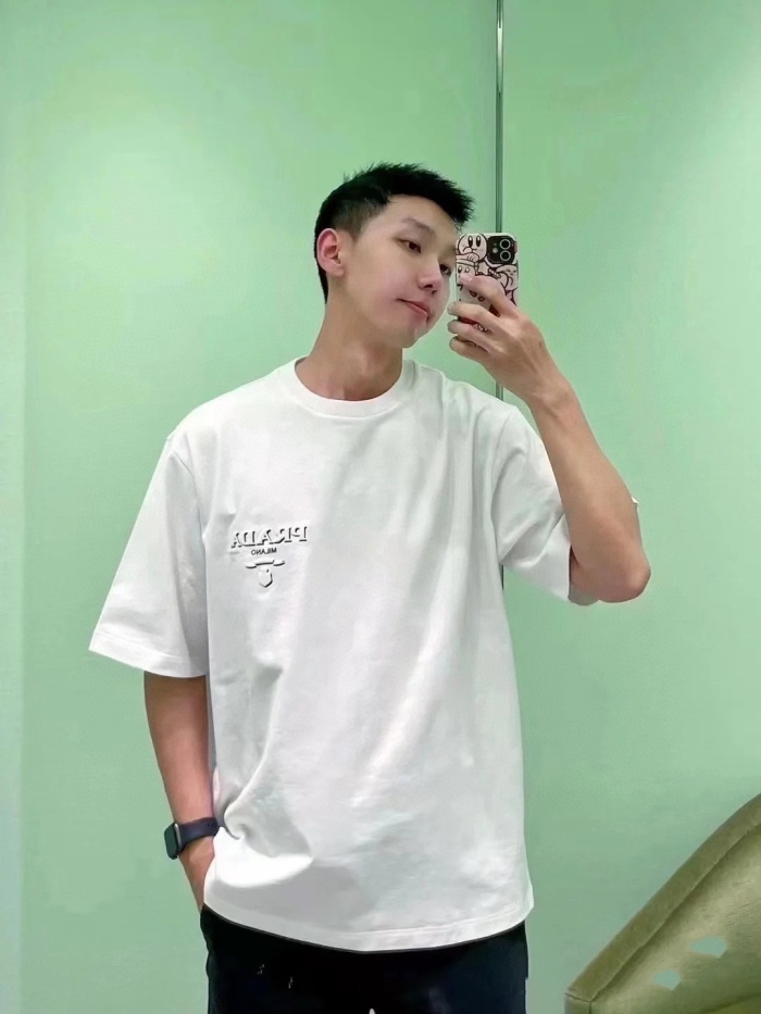 P*rada T-shirt Top Quality D17 20240519-10
