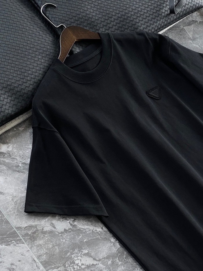 P*rada T-shirt Top Quality D17 20240519-9