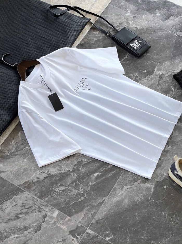 P*rada T-shirt Top Quality D17 20240519-11