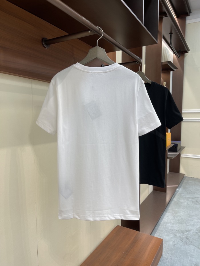 P*rada T-shirt Top Quality D17 20240516-38