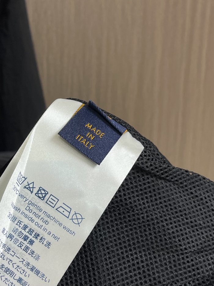 L*ouis V*uitton  Coat  Top Quality D17 20240519-30