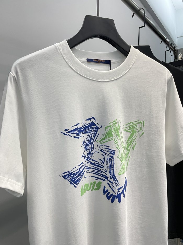 L*ouis V*uitton  T-shirt  Top Quality D17 20240521-3