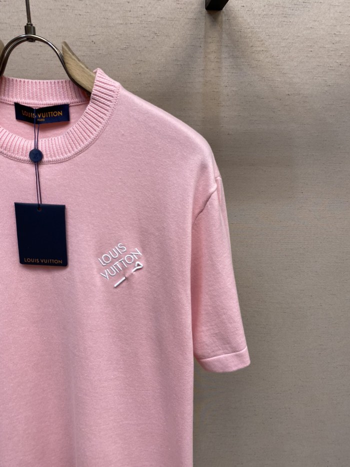 L*ouis V*uitton  T-shirt  Top Quality D17 20240522-17