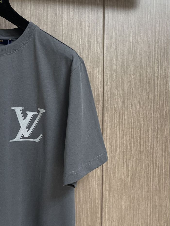 L*ouis V*uitton  T-shirt  Top Quality D17 20240521-14