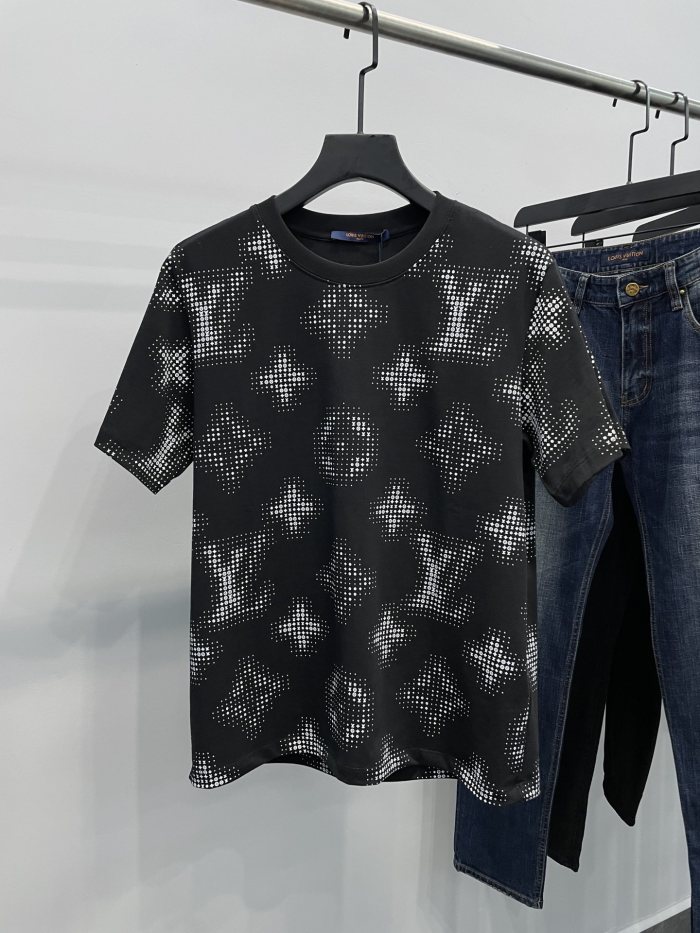 L*ouis V*uitton  T-shirt  Top Quality D17 20240523-9