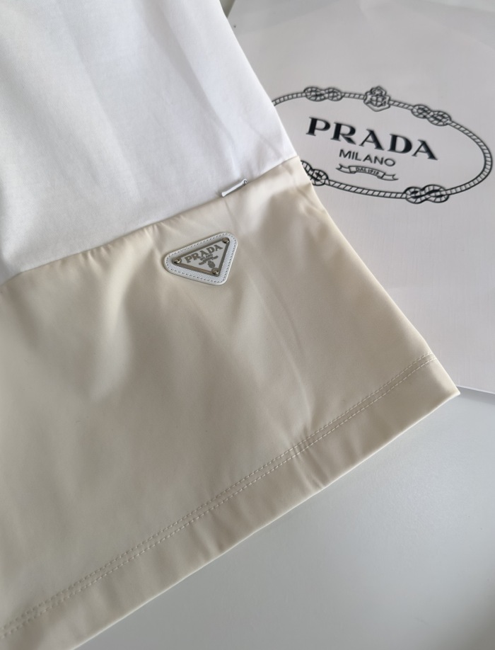 P*rada T-shirt Top Quality D17 20240525-13