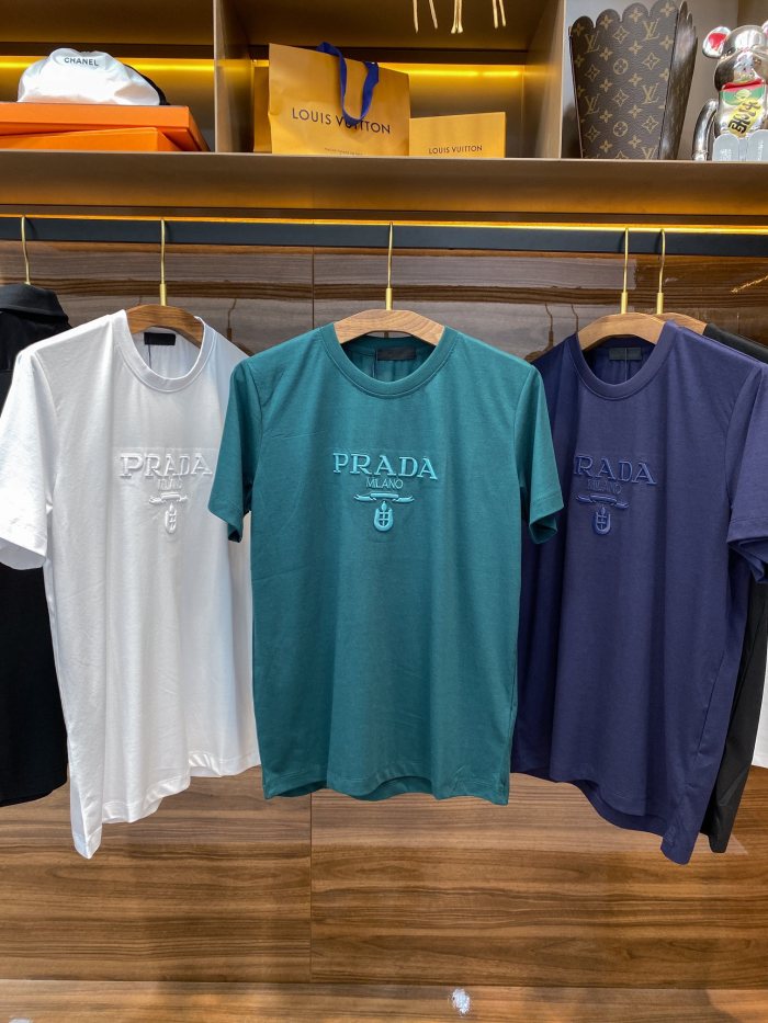P*rada T-shirt Top Quality D17 20240526-39