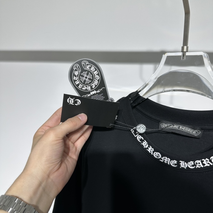 C*hrome H*earts T-shirt Top D17 20240526-35